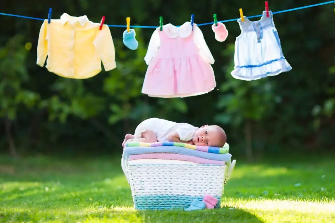 لباس نوزاد مارک آرزو زردی نوزاد را درمان می کند